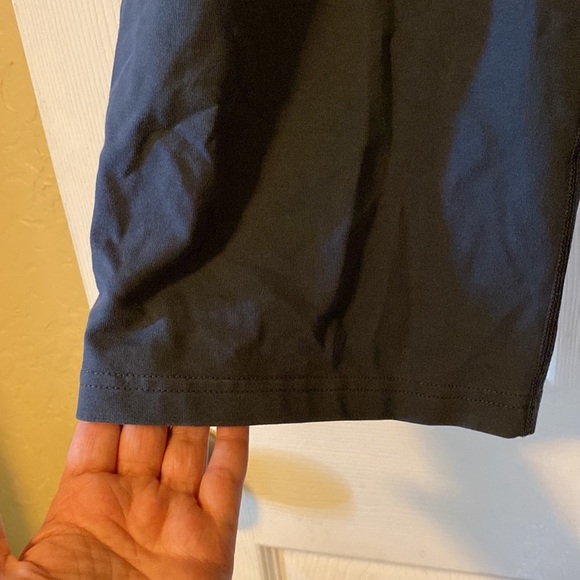 Nike dri fit cropped leggings size large. W104. - Picture 3 of 7